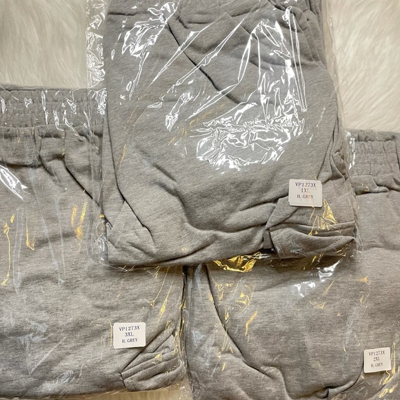 GREY FITTED PLUS SIZE CARGO JOGGER SWEATPANTS - Picture 11 of 11